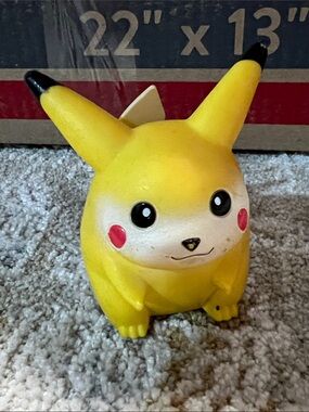 (UNTESTED) 1997 Tomy | Pokémon (PIKACHU) 3” Light Up Talking Toy Figure Japan